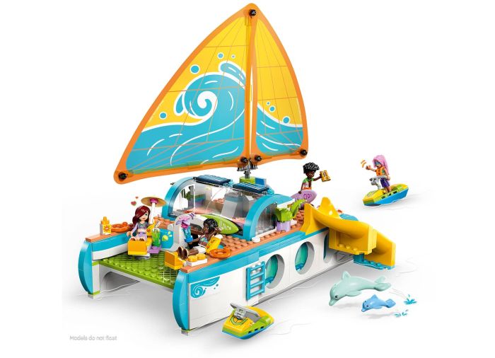 Travel Boat Adventure