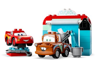 Lightning McQueen & Mater's Car Wash Fun