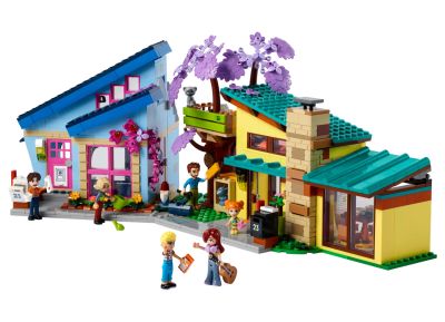 Olly and Paisley's Family Houses